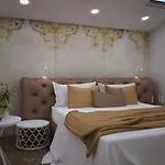 Gallery 37 Powered By Aston 5*