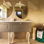 Hotel Gallery 37 Powered By Aston 5*