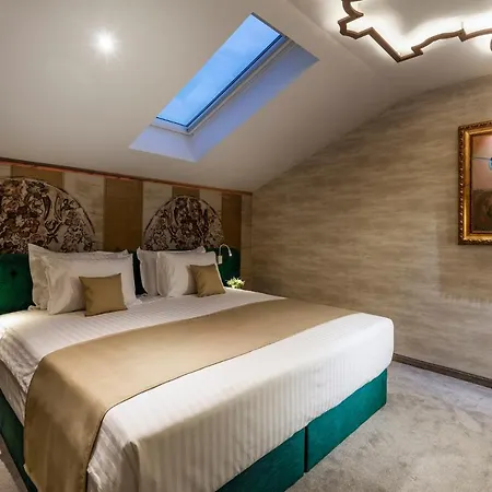 Hotel Art Boutique Gallery 37 - Superb Location In The Old Town 5*