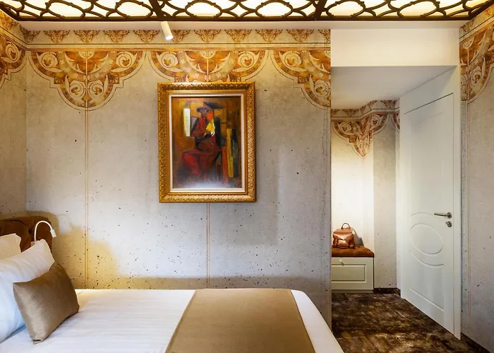 Gallery 37 Powered By Aston 酒店