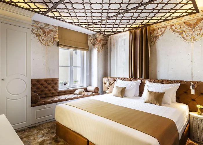 Gallery 37 Powered By Aston 酒店 5*