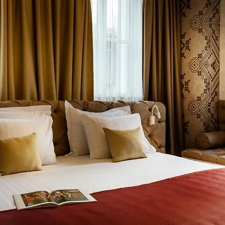 Gallery 37 Powered By Aston Hotel Plowdiw