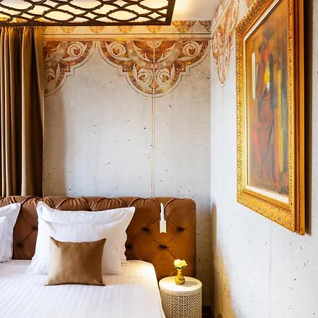 Art Boutique Gallery 37 - Superb Location In The Old Town 5*