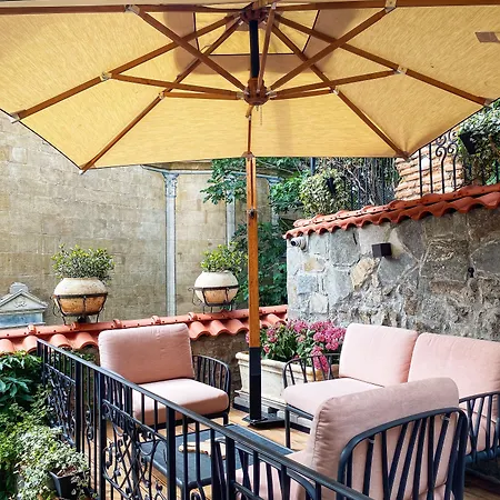 Gallery 37 Powered By Aston Plowdiw