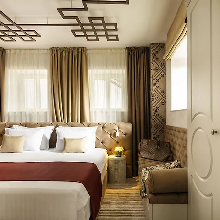 Gallery 37 Powered By Aston 5* Plowdiw