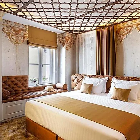 Hotel Art Boutique Gallery 37 - Superb Location In The Old Town Plovdiv