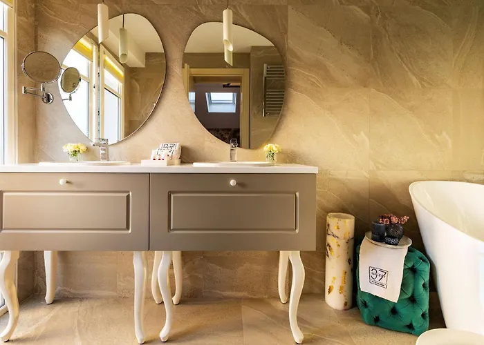 Hotel Gallery 37 Powered By Aston 5*